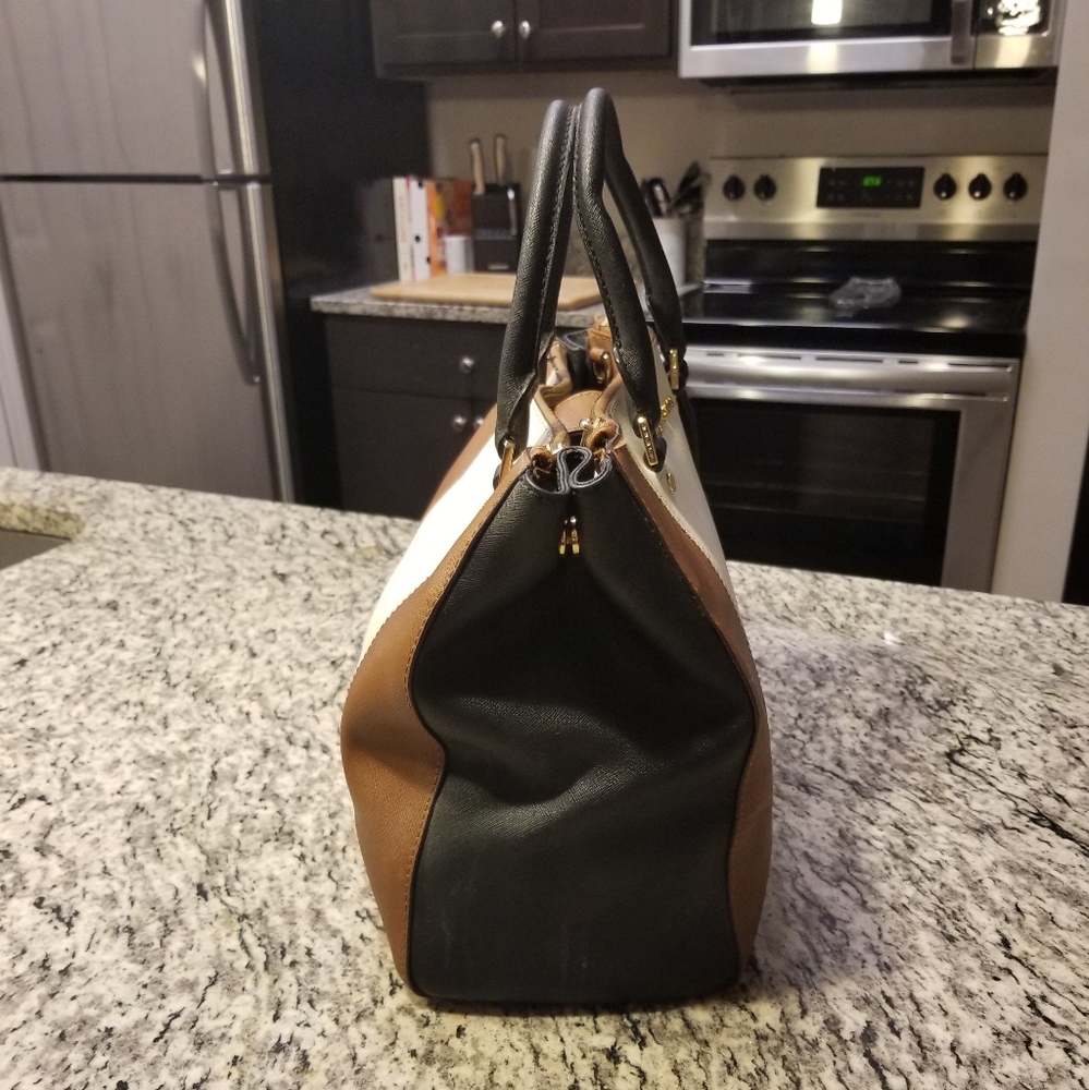 Michael Kors Purse - Picture 8 of 13